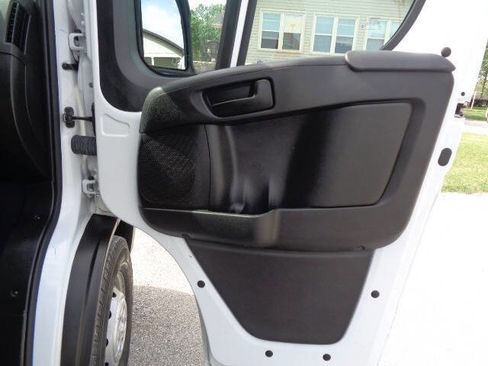 Used 2023 RAM ProMaster 2500 image 21