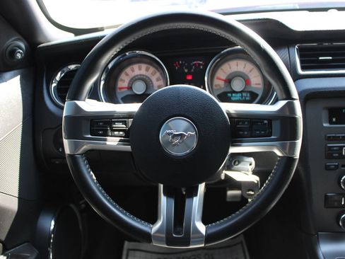Used 2012 Ford Mustang GT Premium RWD image 23
