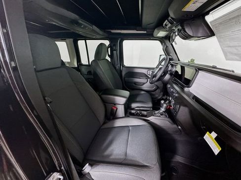 New 2026 Jeep Wrangler Unlimited Sport image 27