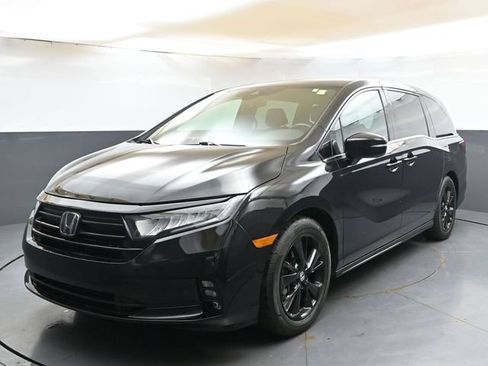 Used 2023 Honda Odyssey Sport image 1