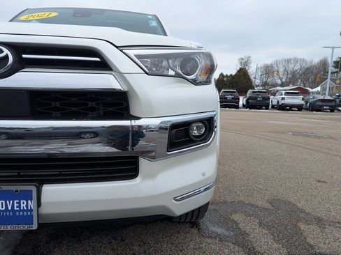 Used 2021 Toyota 4Runner Limited image 11