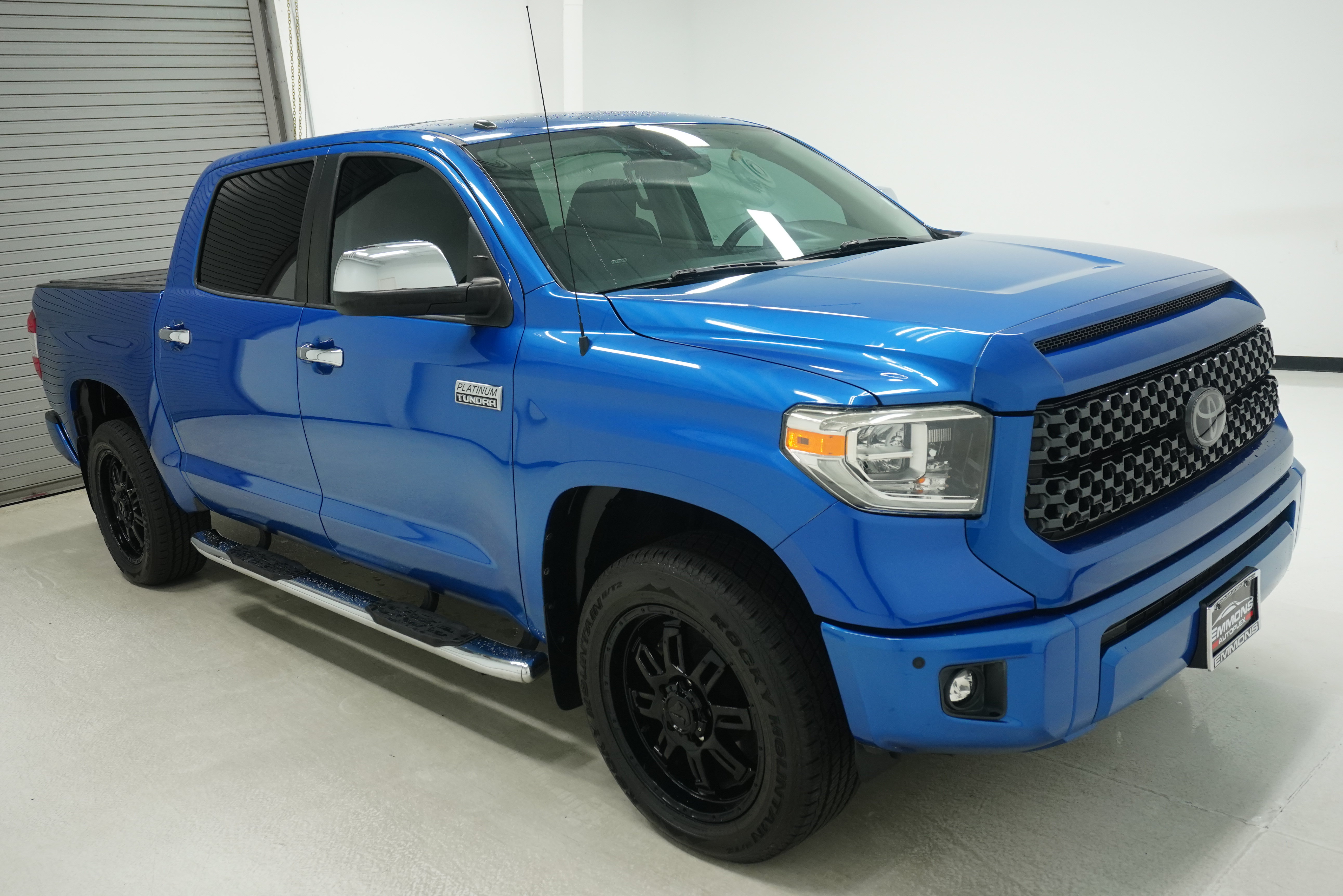 Used 2018 Toyota Tundra Platinum AWD/4WD image 3
