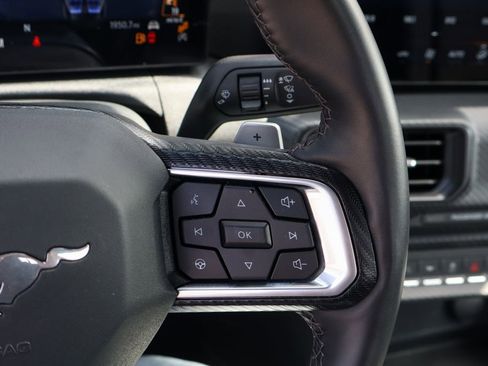 Used 2025 Ford Mustang GT RWD image 30