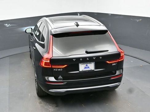 Used 2023 Volvo XC60 B6 Ultimate w/ Climate Package image 42