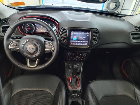 Used 2021 Jeep Compass Trailhawk image 9