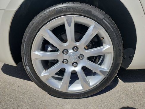 Used 2010 Buick LaCrosse CXS w/ Touring Package FWD image 11