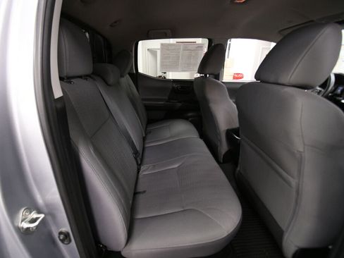 Certified 2019 Toyota Tacoma SR image 28