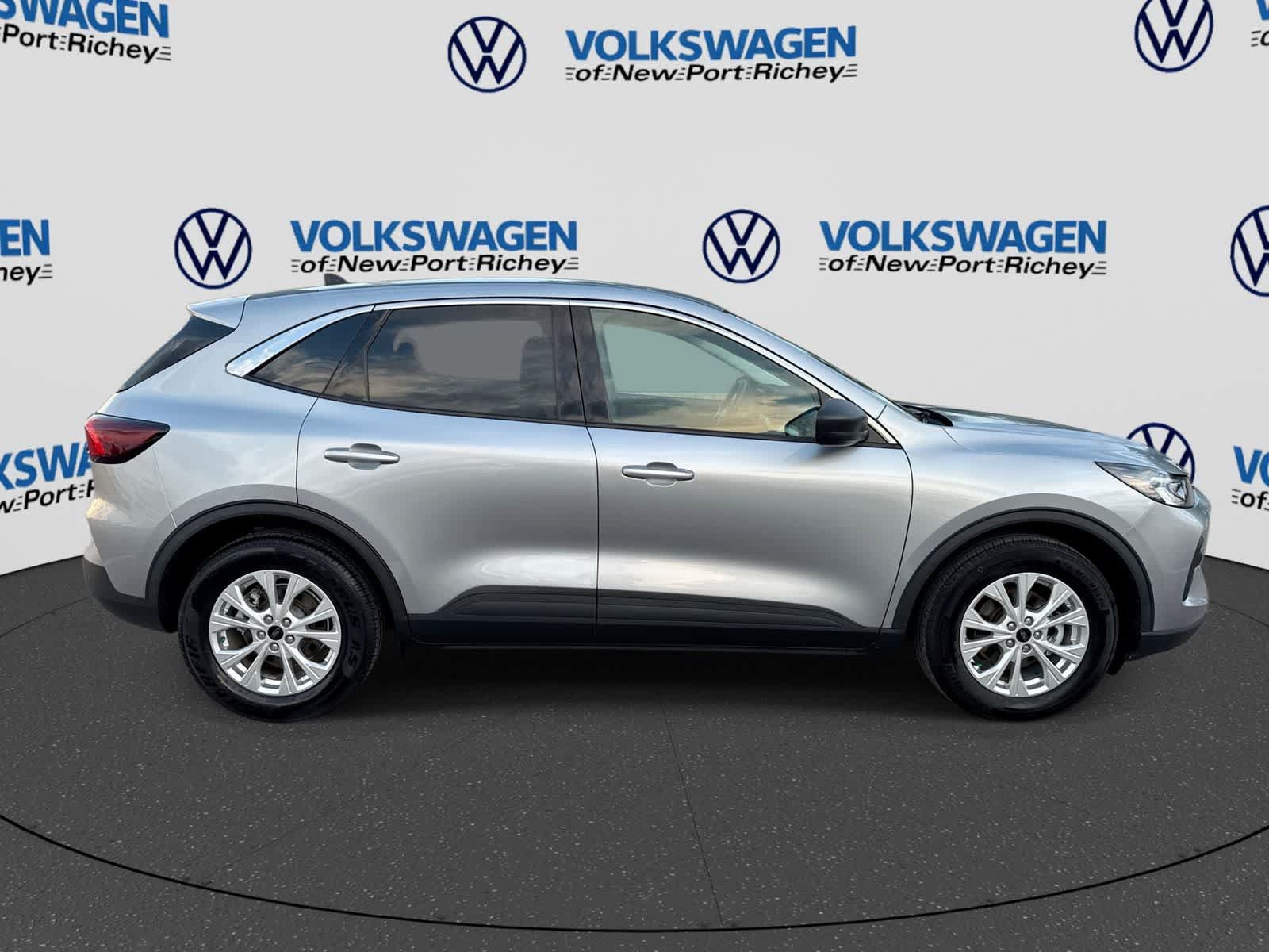 Used 2024 Ford Escape Active FWD image 15