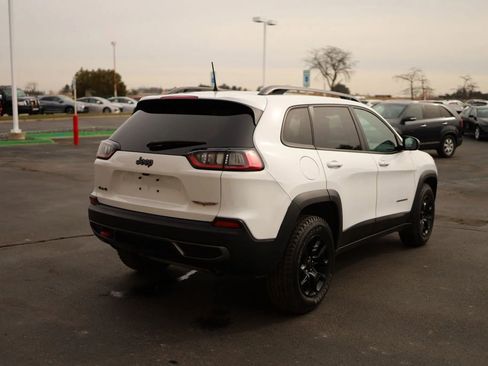 Used 2019 Jeep Cherokee Trailhawk AWD/4WD image 5