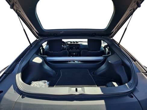 Used 2025 Nissan Z Sport w/ Floor Mat Package RWD image 24