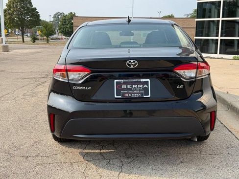 Used 2022 Toyota Corolla LE FWD image 4