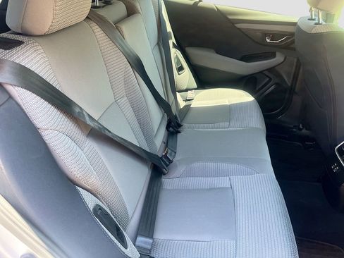 Used 2025 Subaru Outback Premium AWD/4WD image 26