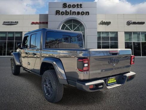 New 2026 Jeep Gladiator Sport image 3