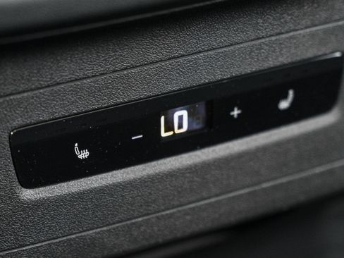 New 2027 Audi A6 e-tron Premium Plus image 27