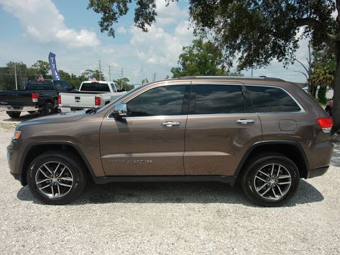 Used 2017 Jeep Grand Cherokee Limited RWD image 8