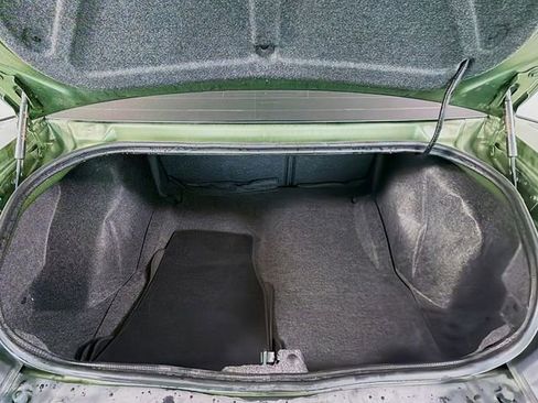 Used 2023 Dodge Challenger R/T w/ Plus Package image 25