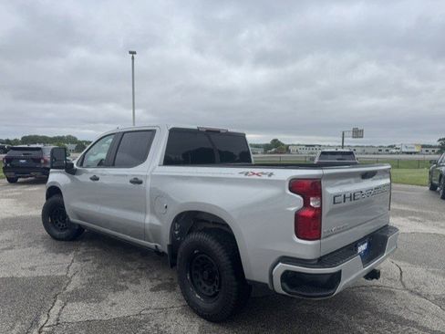 Used 2022 Chevrolet Silverado 1500 Custom AWD/4WD image 7