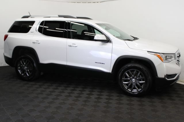 Used 2017 GMC Acadia SLT AWD/4WD image 4