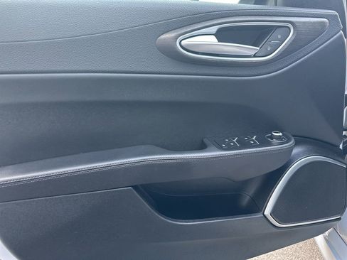 Used 2022 Alfa Romeo Giulia Ti image 14