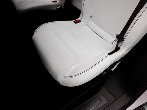 Used 2023 Tesla Model X Plaid image 64