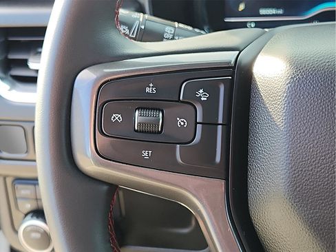 Used 2023 Chevrolet Tahoe RST AWD/4WD image 17