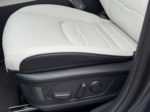New 2026 Kia Sportage SX Prestige AWD/4WD image 22