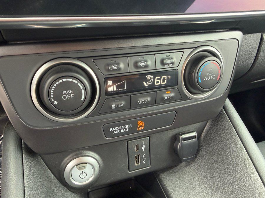 Used 2025 Nissan Leaf S FWD image 23
