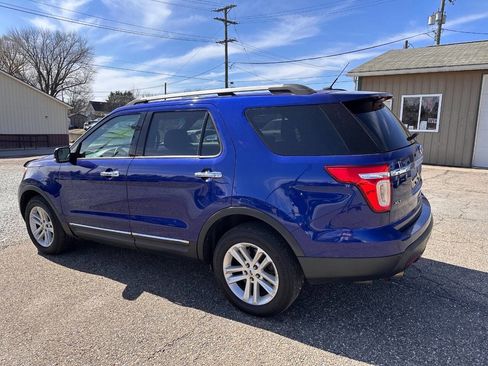 Used 2013 Ford Explorer XLT image 6