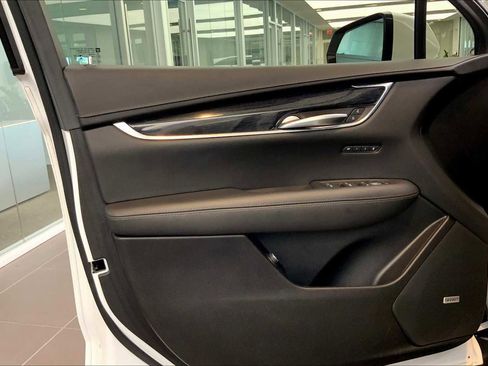 Used 2022 Cadillac XT5 Premium Luxury w/ Technology Package image 39