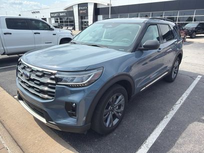 Used 2025 Ford Explorer Active w/ Active Comfort Package