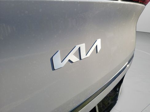 New 2026 Kia EV6 Wind RWD image 29