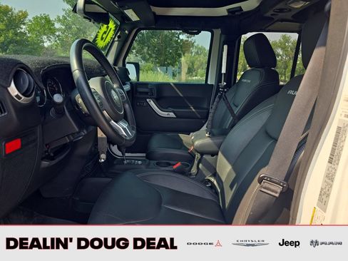 Used 2015 Jeep Wrangler Unlimited Rubicon AWD/4WD image 10