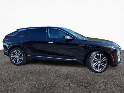 New 2026 Cadillac Lyriq Luxury w/ LPO, Floor Liner Package image 2