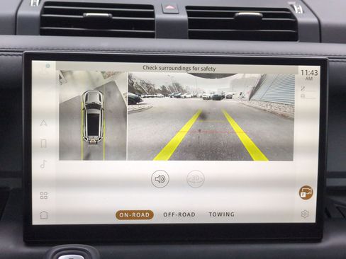 Used 2023 Land Rover Defender 130 X image 21