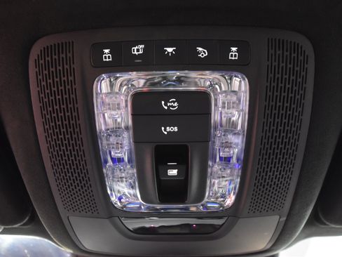 Used 2020 Mercedes-Benz GLE 350 4MATIC image 44