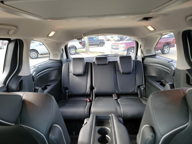 Used 2025 Honda Odyssey Elite image 13