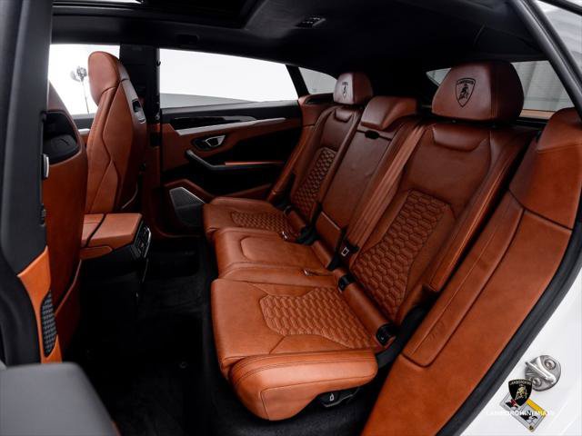 Used 2022 Lamborghini Urus AWD/4WD image 49