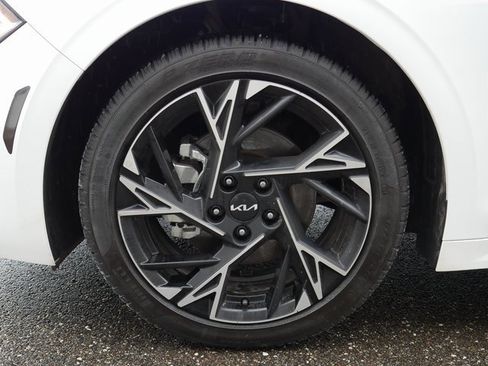 Used 2025 Kia K5 GT-Line w/ GT-Line Premium Package image 13