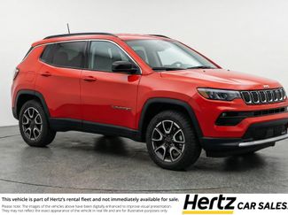 Used 2025 Jeep Compass Trailhawk video 1