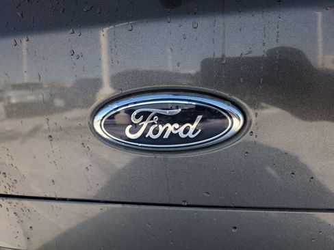 Used 2015 Ford Transit Connect XLT image 13