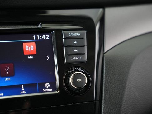 Used 2021 Nissan Rogue Sport S FWD image 23