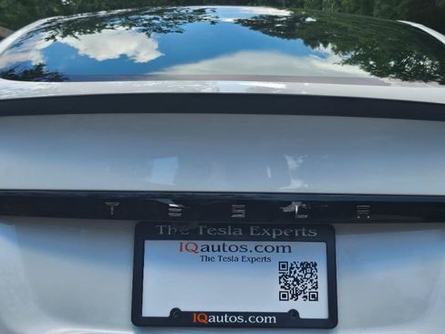 Used 2023 Tesla Model S AWD/4WD image 29