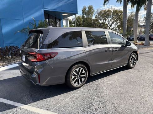 New 2026 Honda Odyssey EX-L image 3