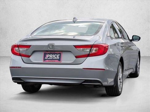 Used 2018 Honda Accord LX image 5