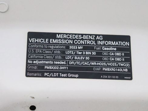 Used 2023 Mercedes-Benz GLC 300 4MATIC image 29