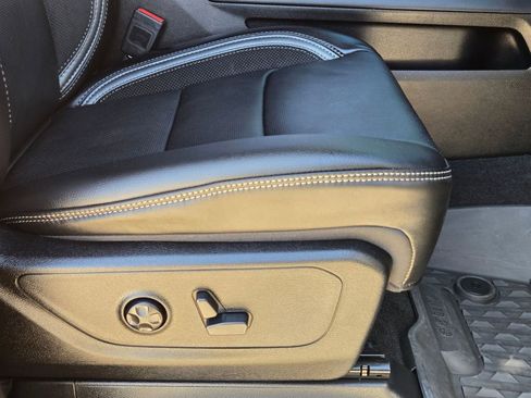 Used 2025 RAM 1500 RHO w/ RHO Level 1 Equipment Group image 30