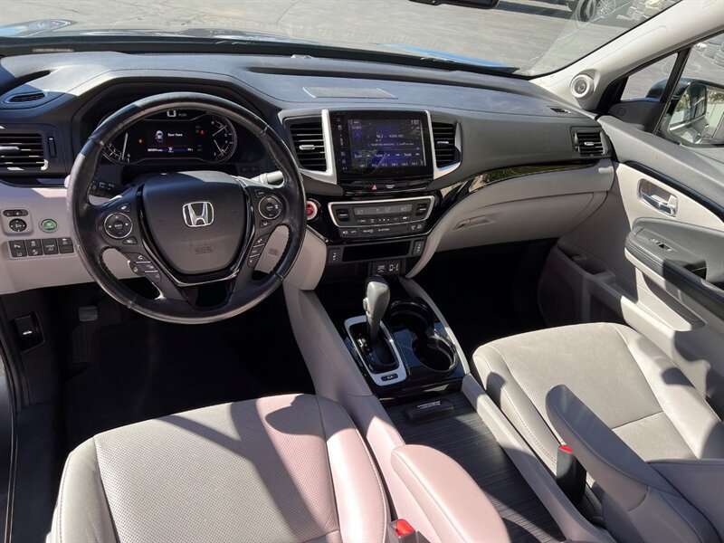 Used 2019 Honda Ridgeline RTL-E image 22