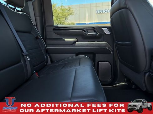 Used 2025 GMC Sierra 2500 AT4X AWD/4WD image 29