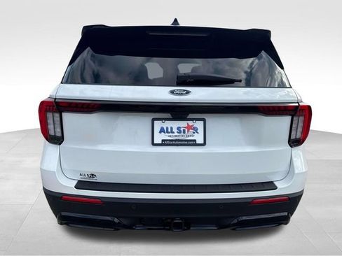 New 2026 Ford Explorer ST-Line image 8