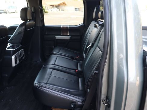Used 2019 Ford F150 Lariat w/ Equipment Group 502A Luxury AWD/4WD image 20